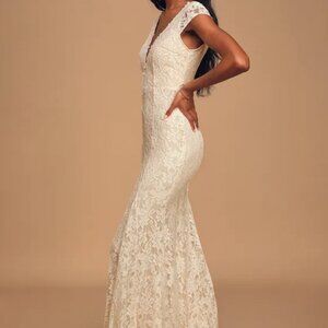 Lulus White Lace Cap Sleeve Plunge Mermaid Maxi Dress Size XS